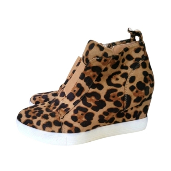 COOGI Shoes - COOGI Leopard Tan and Black Wedge Ankle Booties Size 7.5